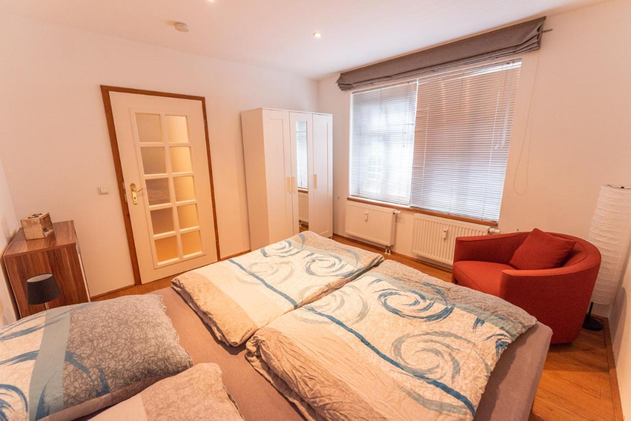 Apartamento Designer Unterkunft in 15. Jahrhundert Altbau 75 m² für max. 4 Personen Eltville am Rhein Exterior foto