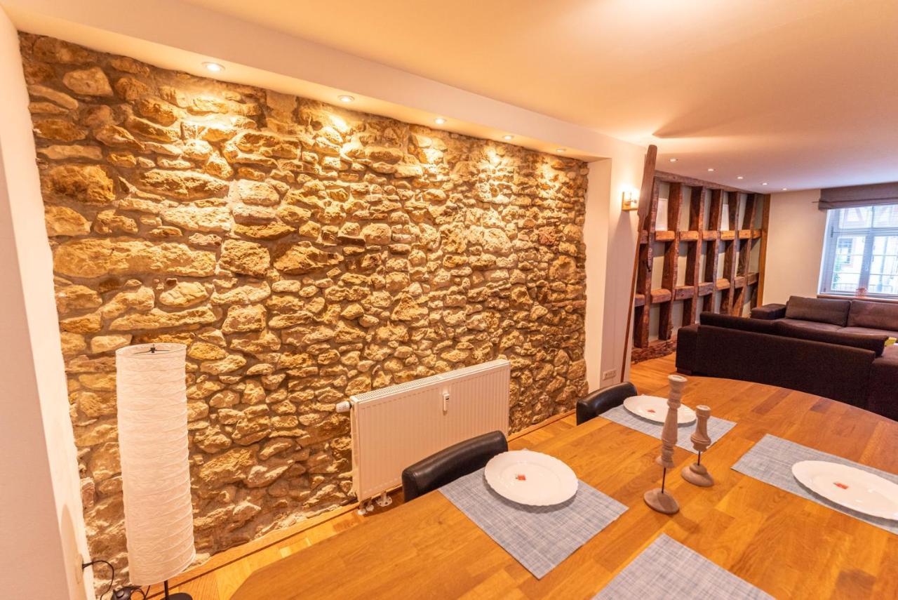 Apartamento Designer Unterkunft in 15. Jahrhundert Altbau 75 m² für max. 4 Personen Eltville am Rhein Exterior foto