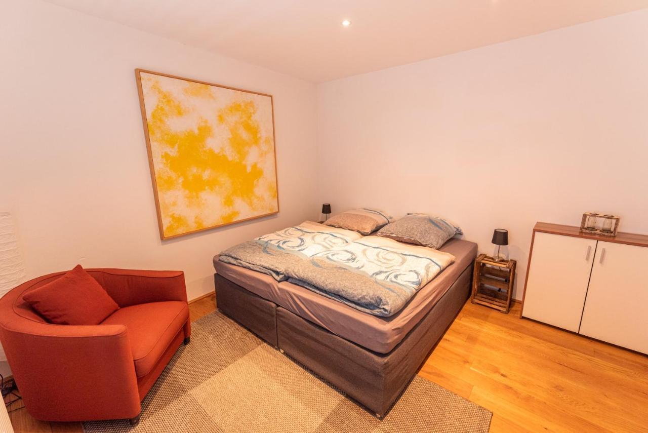 Apartamento Designer Unterkunft in 15. Jahrhundert Altbau 75 m² für max. 4 Personen Eltville am Rhein Exterior foto