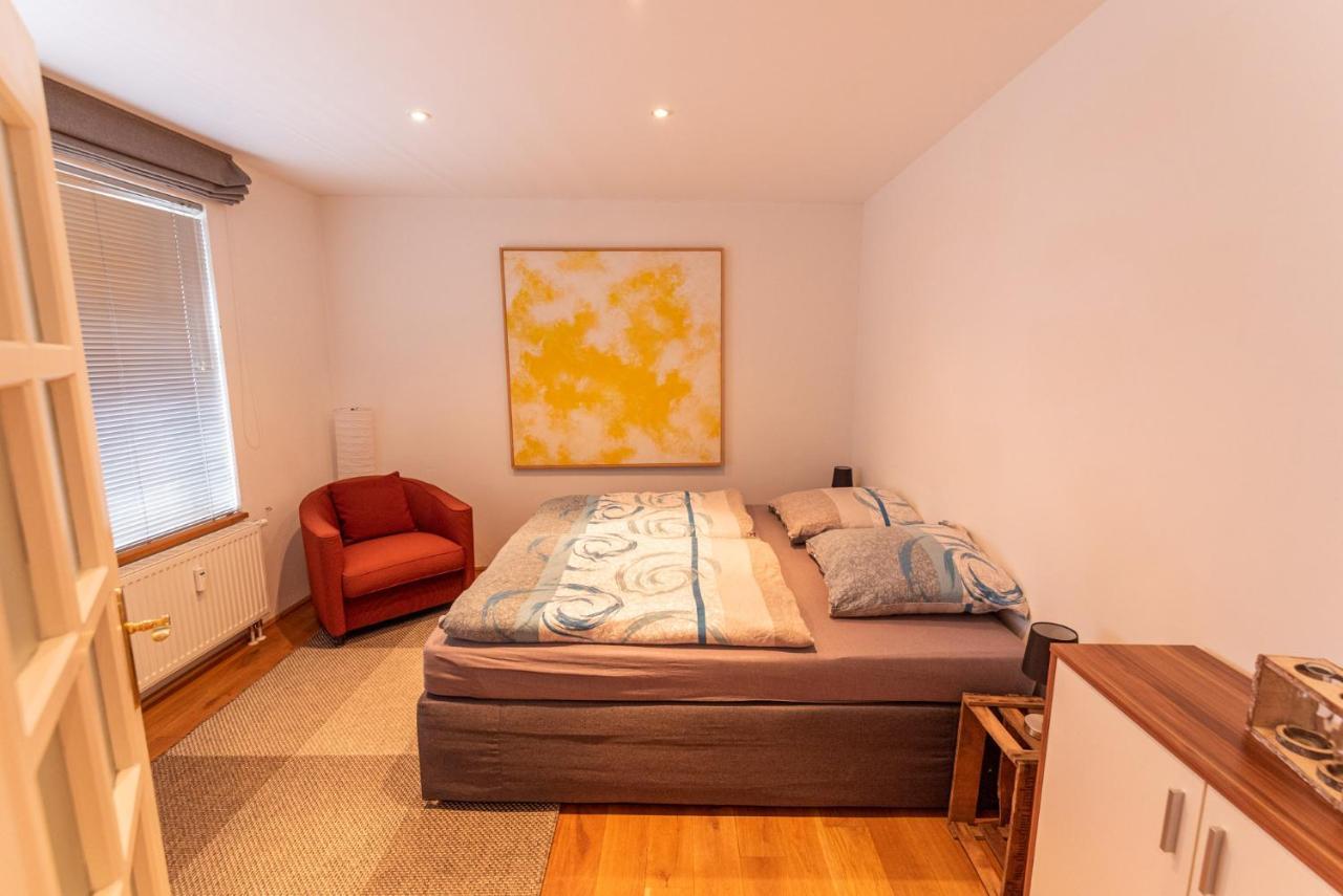 Apartamento Designer Unterkunft in 15. Jahrhundert Altbau 75 m² für max. 4 Personen Eltville am Rhein Exterior foto